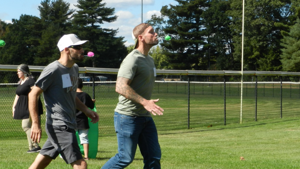 Tynic team egg race